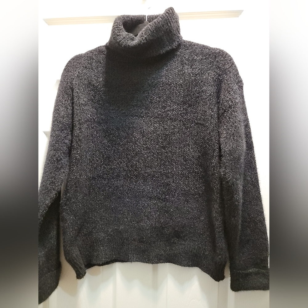 Sasa Italian Fashion Knit Womens Turtleneck Black Sweater Large